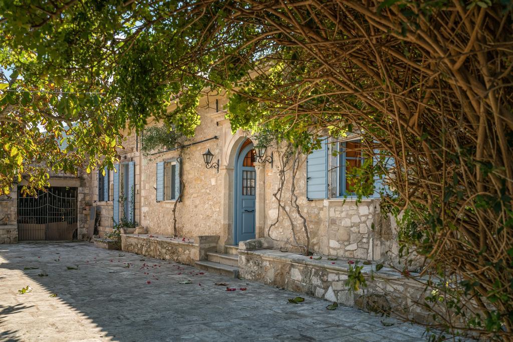Bratis Holiday Home Kallithea  Exterior foto